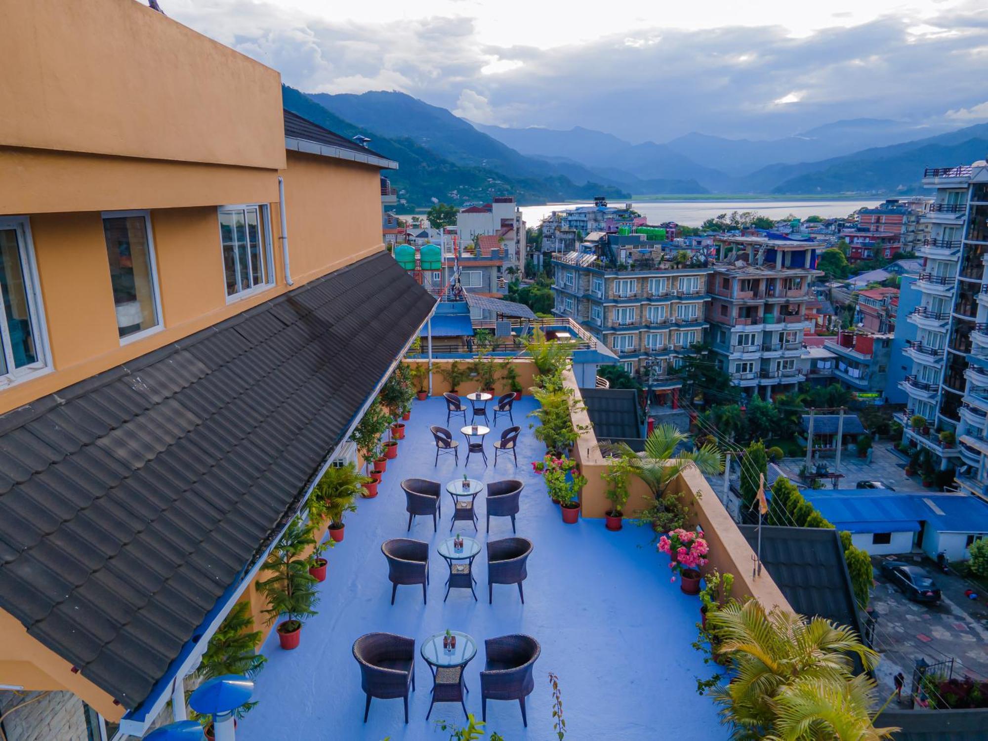 Hotel Hidden Kingdom Pokhara Exterior photo
